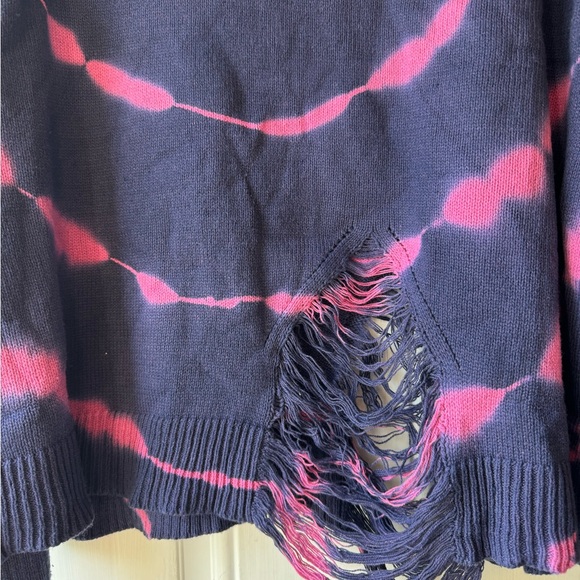 NWT Umgee Navy and Pink Tie-Dye Distressed Sweater - Picture 4 of 8